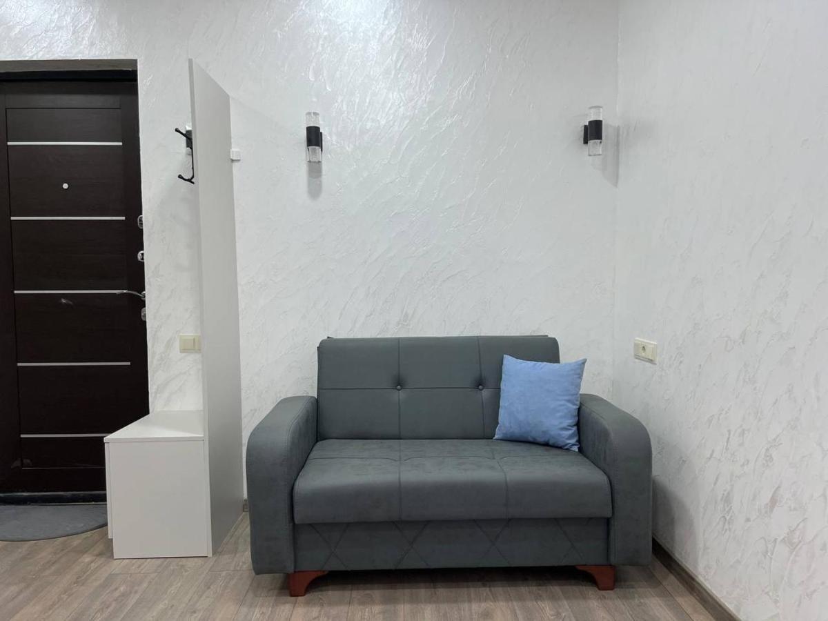 Sun And Moon Aparthotel บาทูมิ ภายนอก รูปภาพ