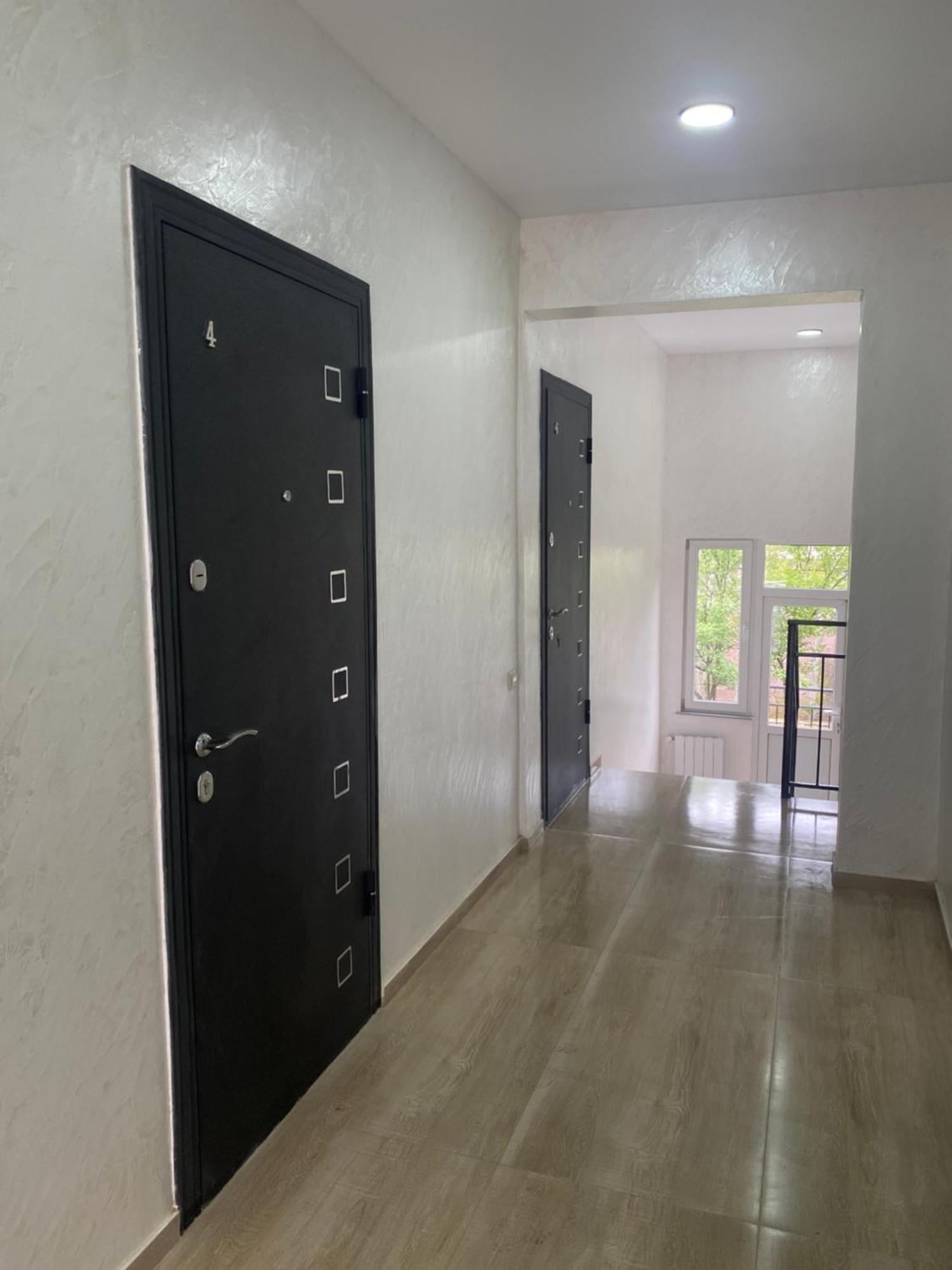 Sun And Moon Aparthotel บาทูมิ ภายนอก รูปภาพ
